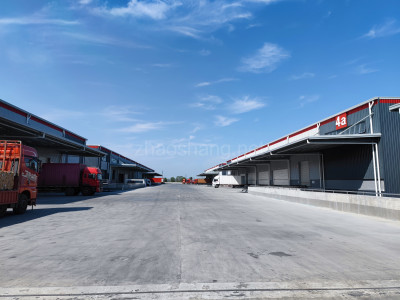 10万平双层高标仓，具有液压和坡道卸货平台，停车位充足
