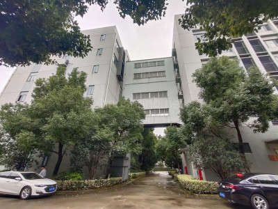 精装实验室