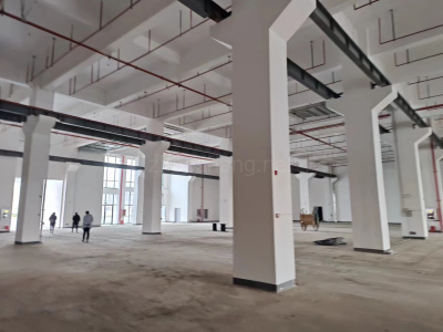 南昌市新建区望城  50000㎡，可分租，价格便宜，交通便捷，高速出口旁