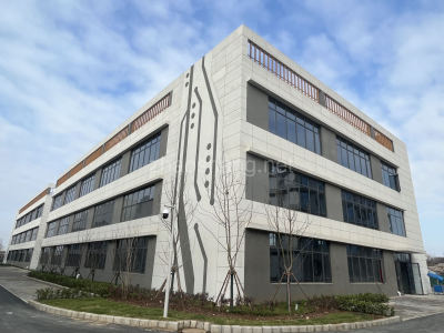 鄂州厂房出售鄂州8.1米层高独栋厂房，车辆自由进出，产权清晰、可租可售